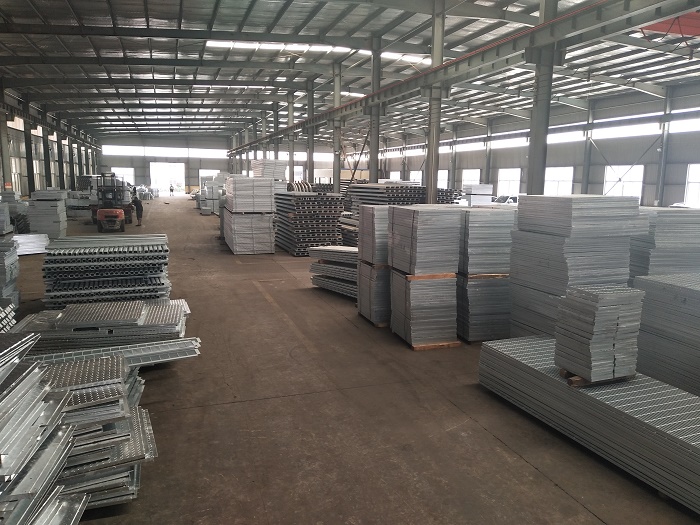 熱鍍鋅格柵板踏步板 熱鍍鋅格柵板踏步板