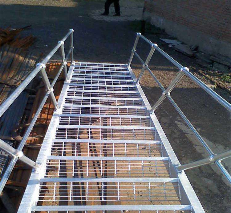 熱鍍鋅球形立柱 熱鍍鋅球形立柱