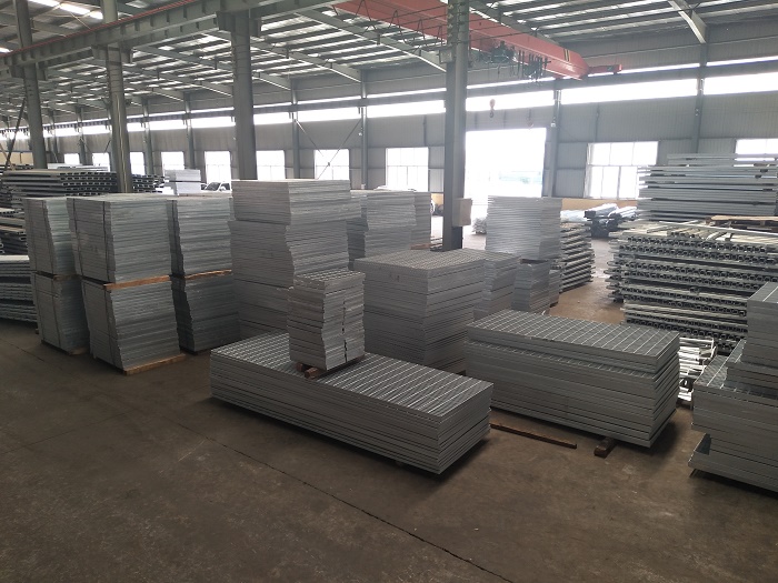 熱浸鋅鋼格柵板平臺 熱浸鋅鋼格柵板平臺