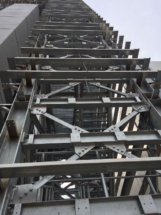 國標(biāo)鍍鋅網(wǎng)格柵板 國標(biāo)鍍鋅網(wǎng)格柵板